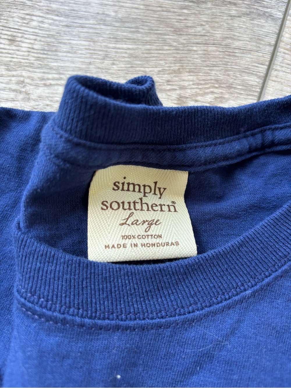 Simply Southern Pineapple Oyster Tee - Picture 5 of 8